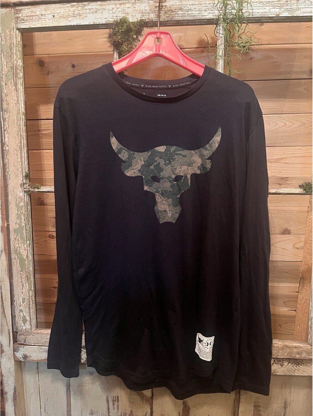Under Armour Project Rock Freedom Long Sleeve Shirt Men’s L Camo Bull USA Black